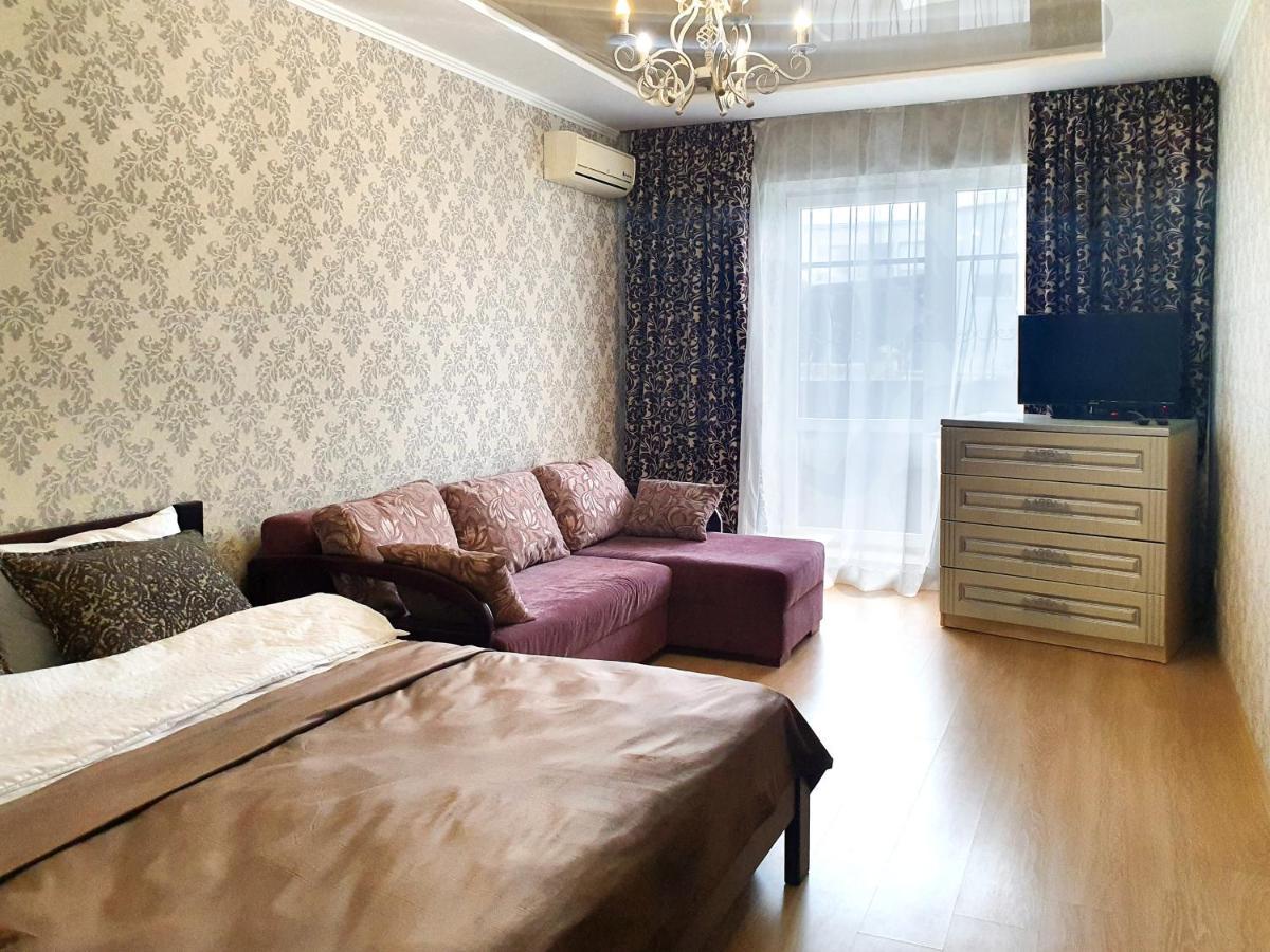 Lux Apartament Dacha Kharkov Luaran gambar